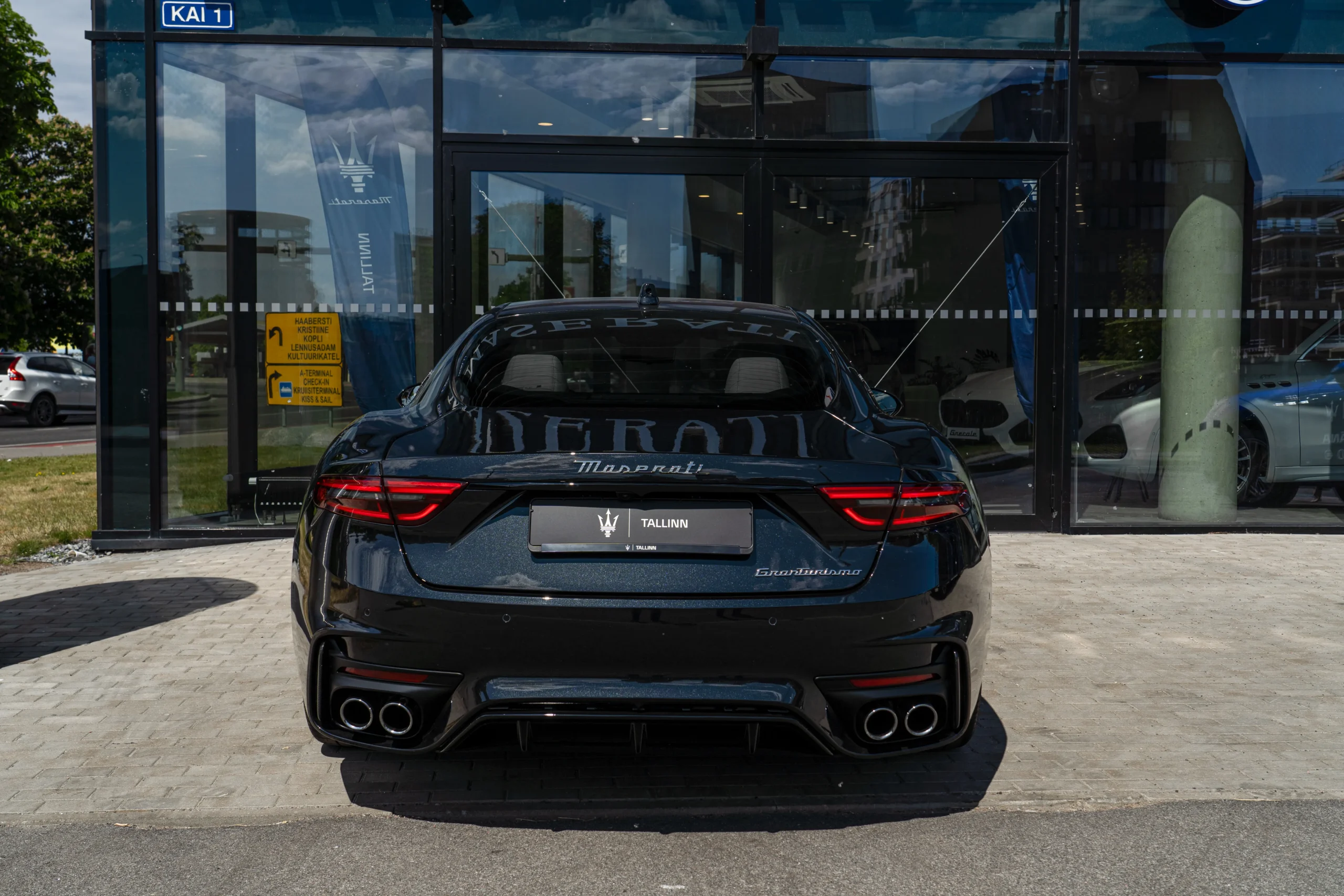 maserati-granturismo-trofeo-black_7