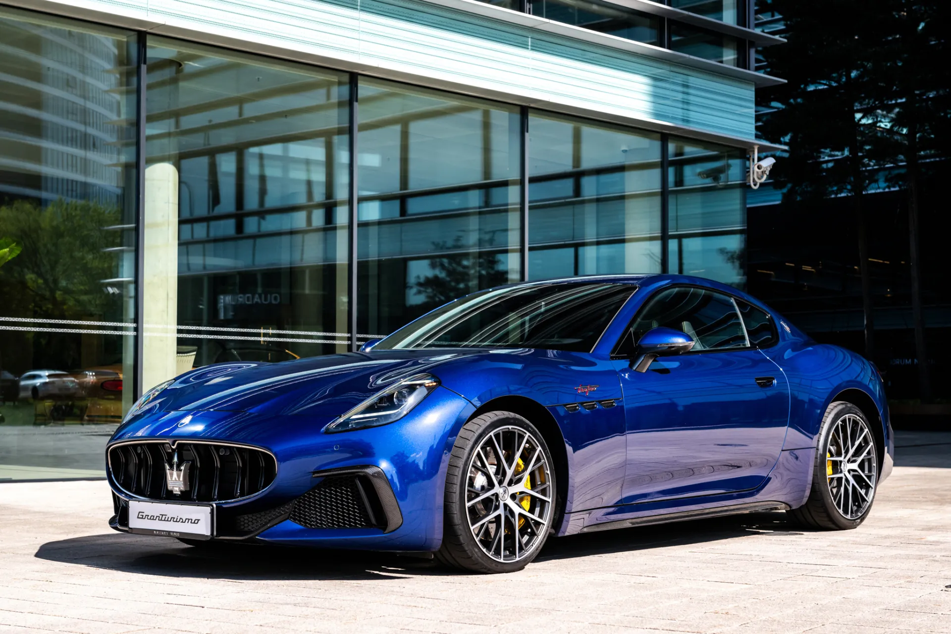 maserati-granturismo-trofeo-blue_1