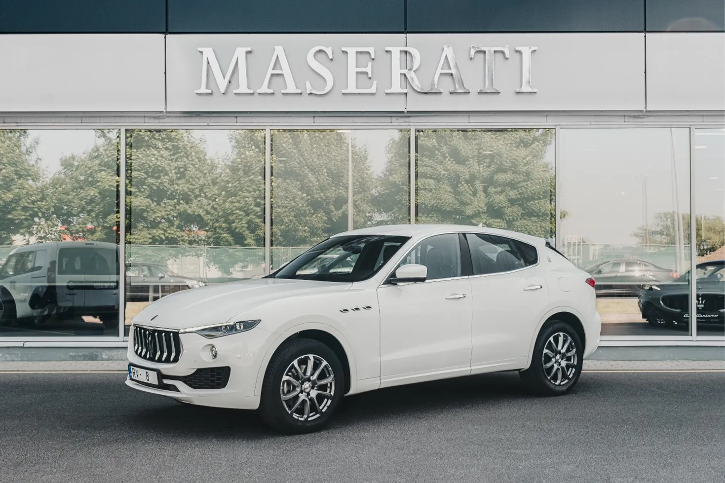 maserati-levante-executive-2-1