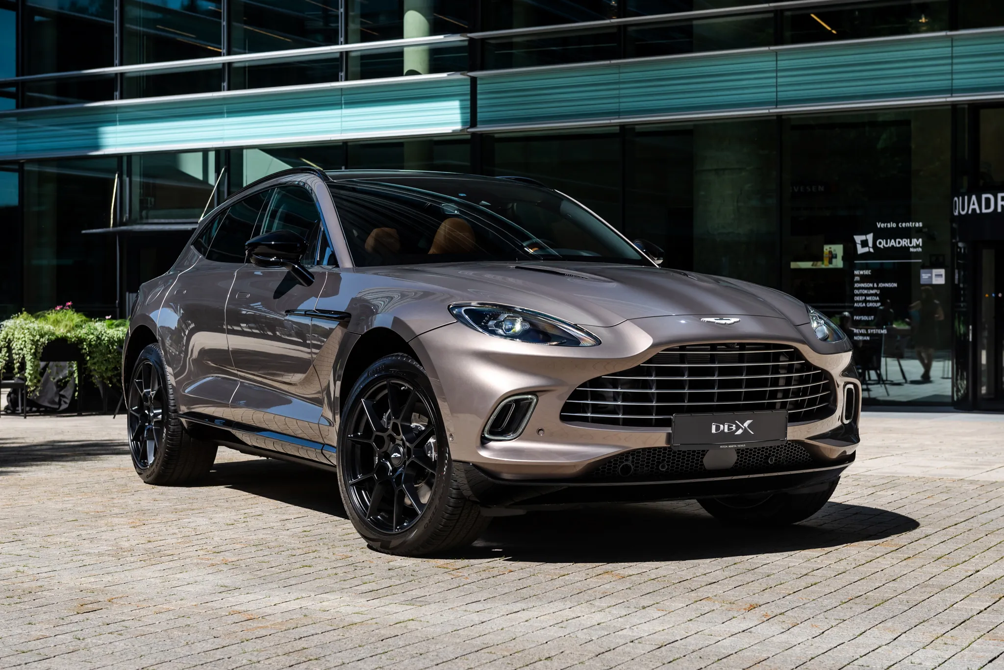 aston_martin_dbx_grey-3