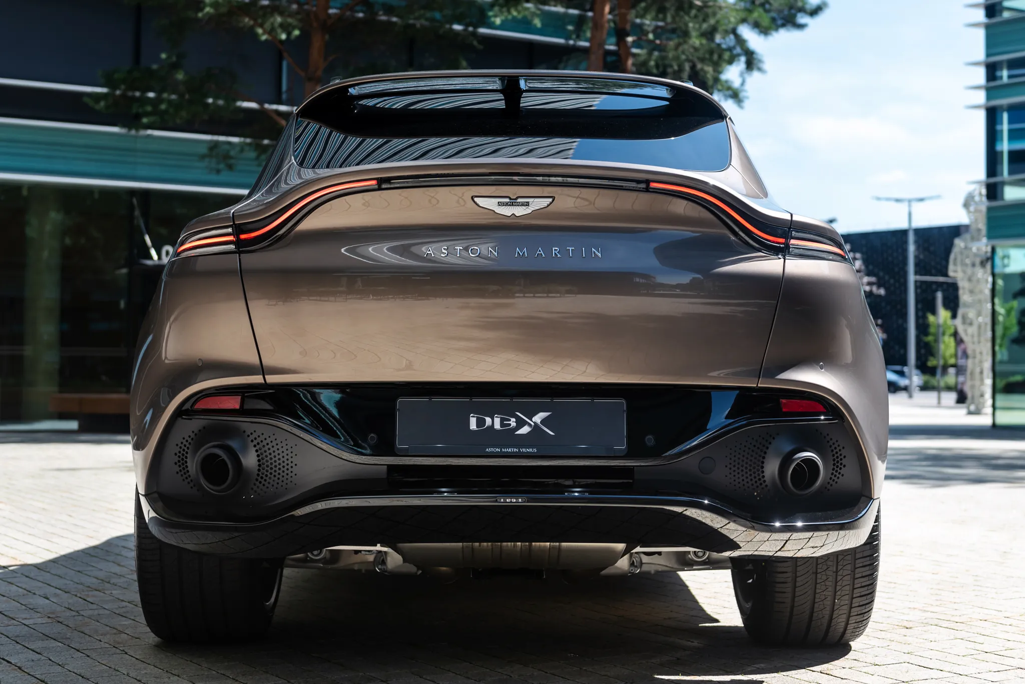 aston_martin_dbx_grey-5