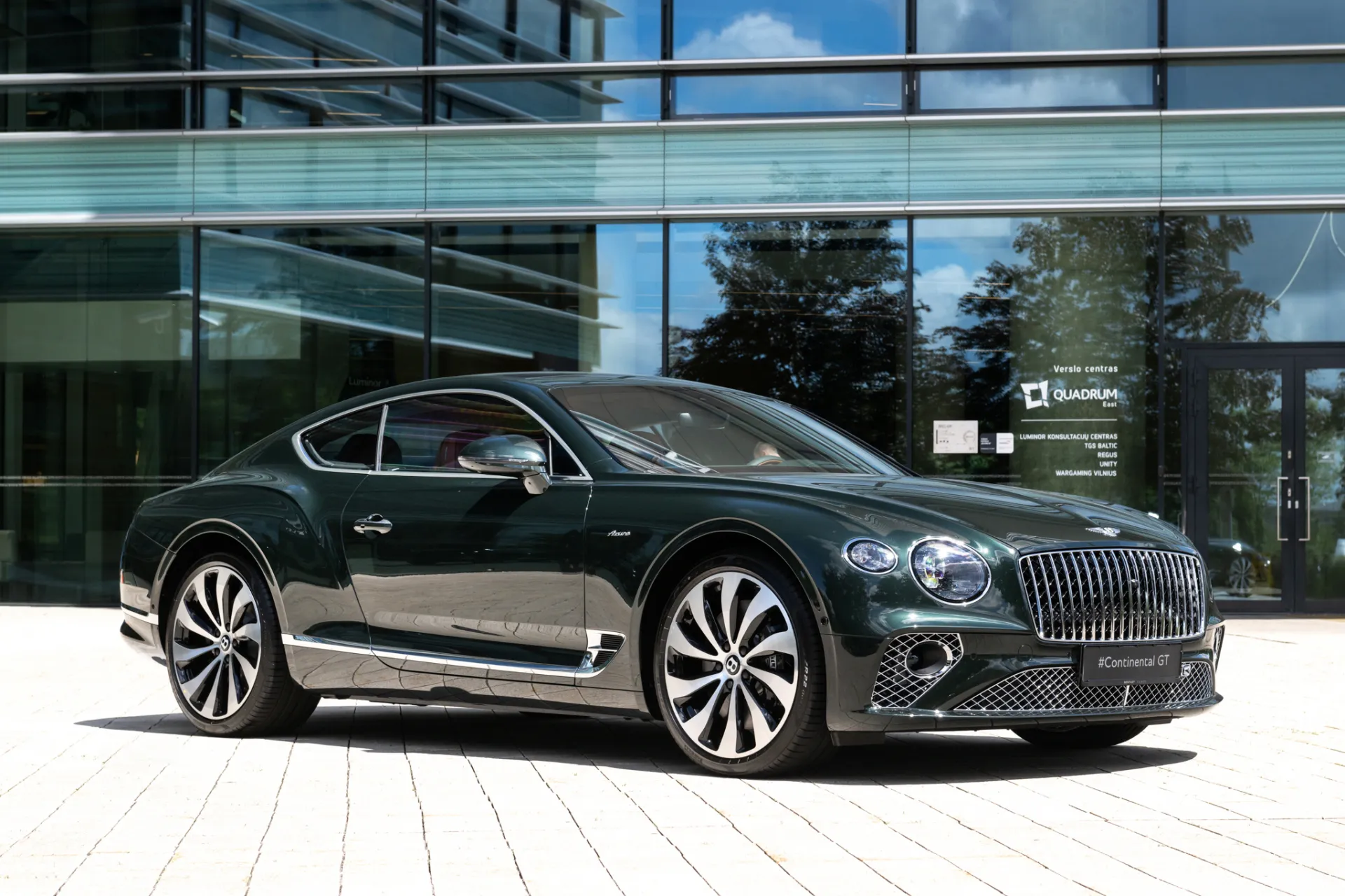 bentley_continental_gt_azure_v8_2vp_4543