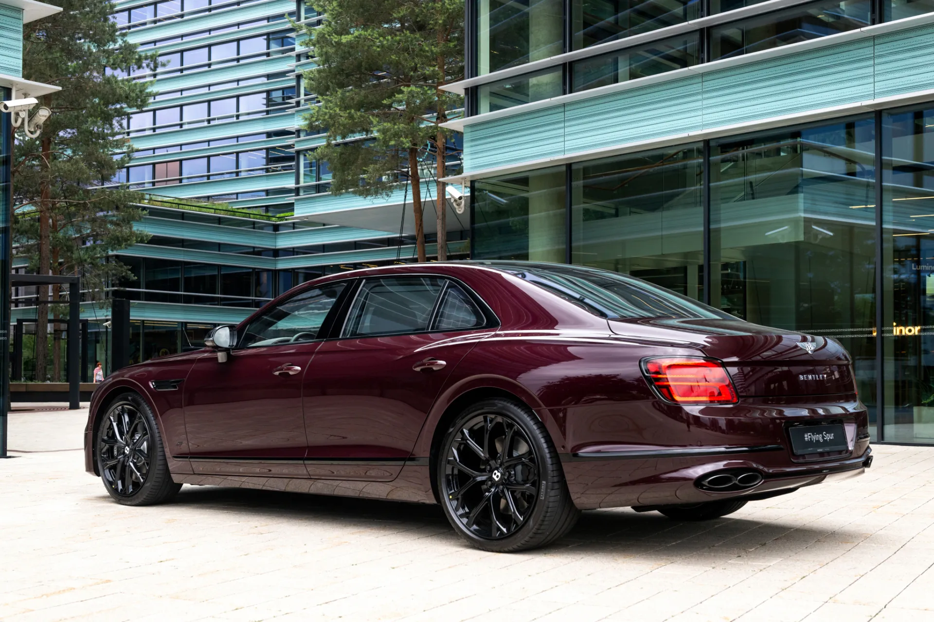 bentley_flying_spur_s_v8_2vp_3598