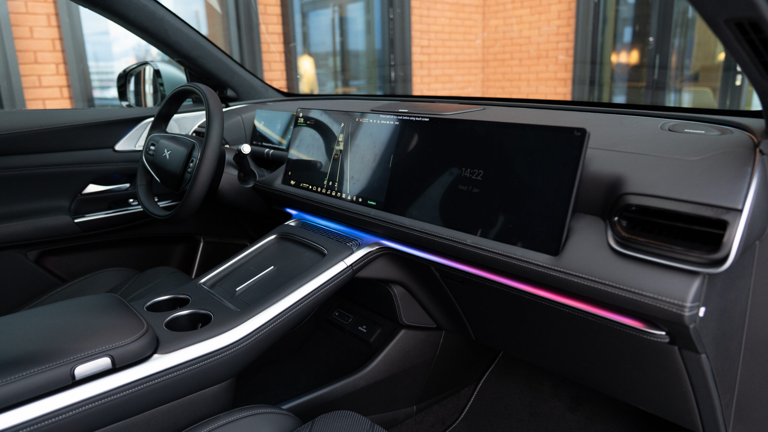 Green_Matte_Xpeng_X9_39