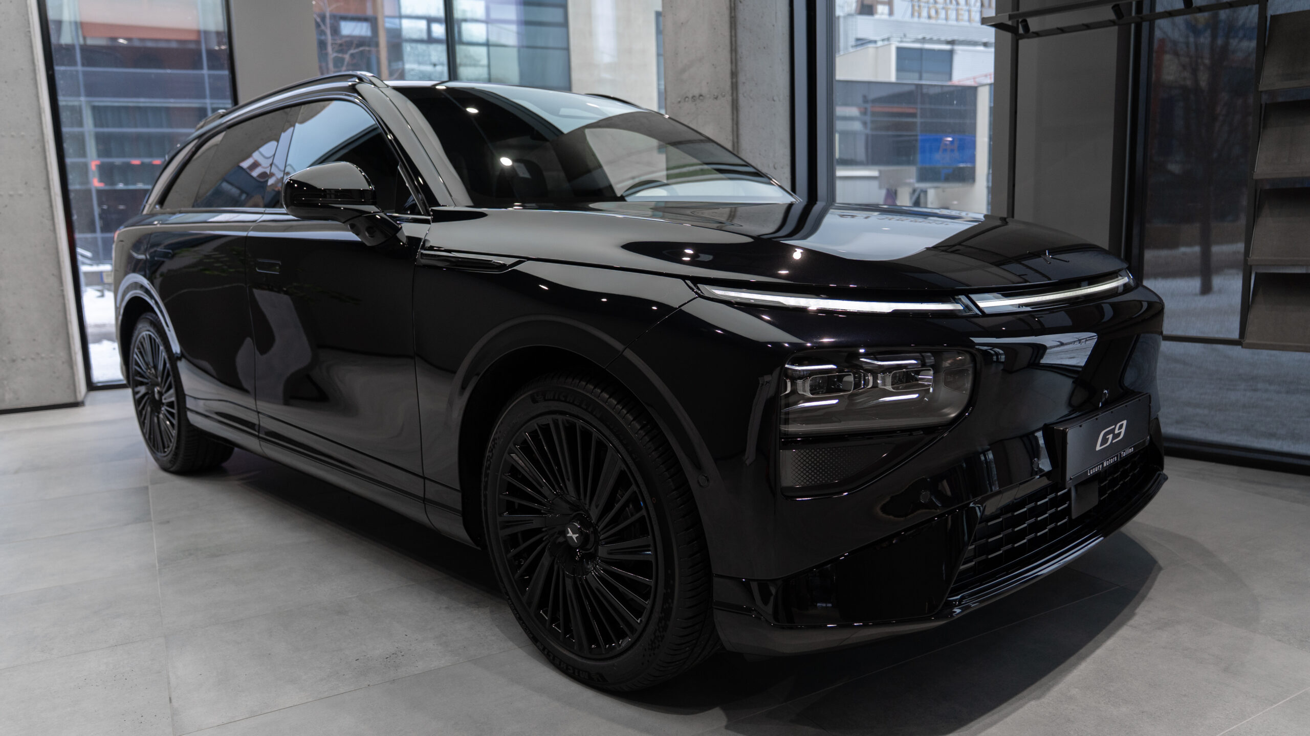 Black_Matte_Xpeng_G9_3