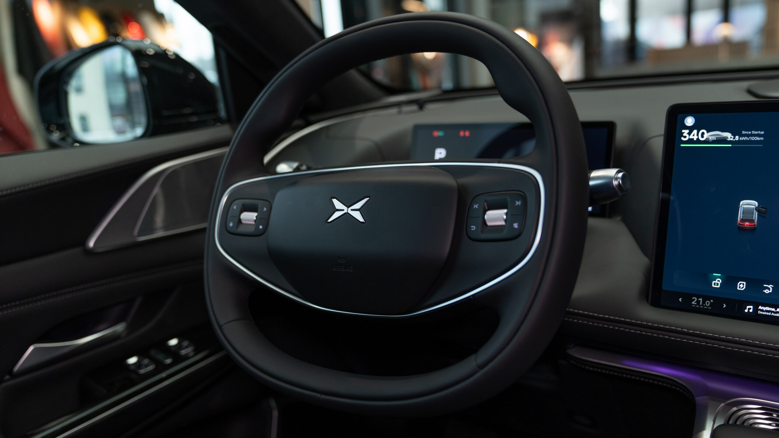 Black_Matte_Xpeng_G9_34