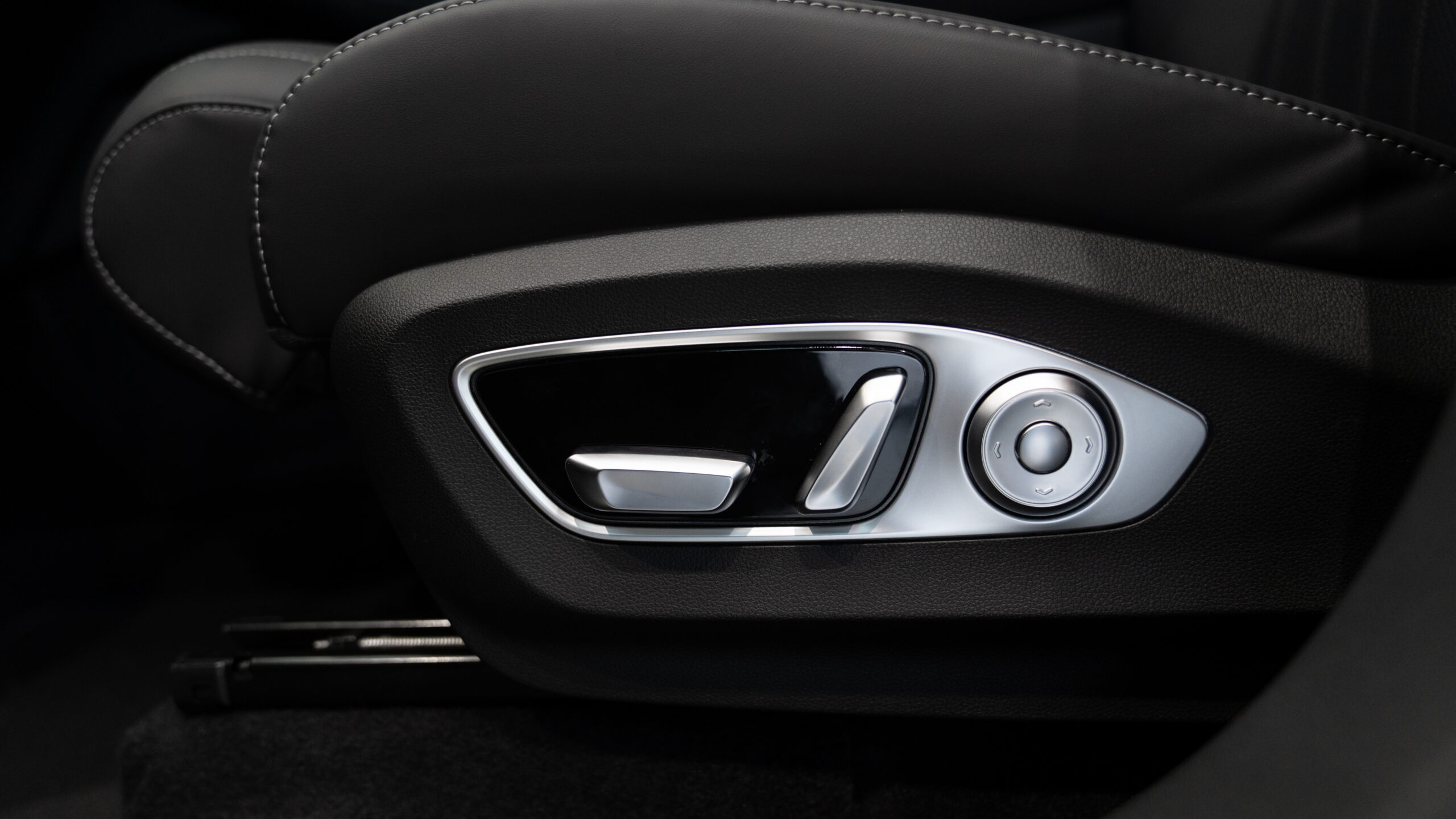 Black_Matte_Xpeng_G9_62